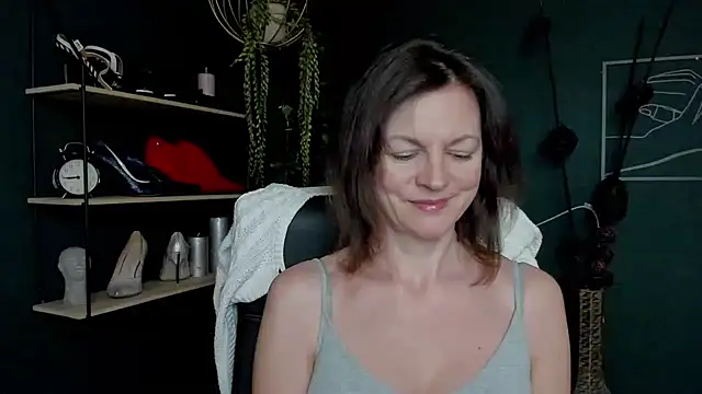 VivianWILD online show from March 20, 7:14 am