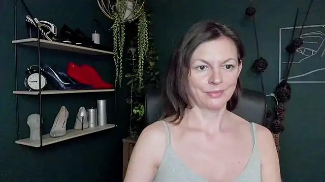 VivianWILD online show from March 20, 10:43 am