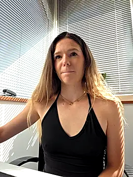 lucie mehott online show from May 22, 8:21 am