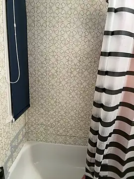 Snapshot of nickybaby chatting on February 9, 10:58 pm nickybaby online show from February 9, 10:58 pm