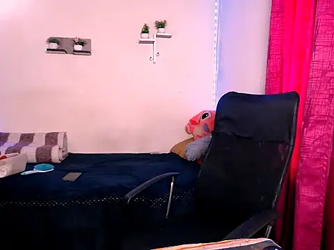 Verushka Stanford online show from February 28, 7:48 pm