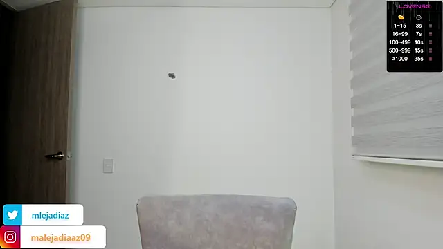 Snapshot of MalejaDiaz_ chatting on December 5, 10:01 pm MalejaDiaz online show from December 5, 10:01 pm