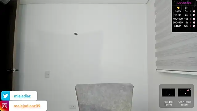 Snapshot of MalejaDiaz_ chatting on December 7, 3:41 pm MalejaDiaz online show from December 7, 3:41 pm