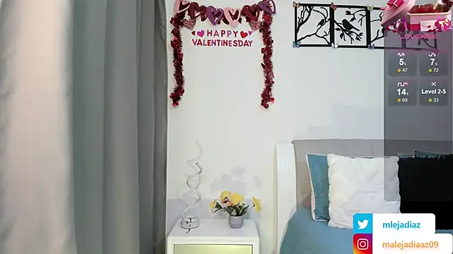 Snapshot of MalejaDiaz_ chatting on February 14, 3:47 pm MalejaDiaz online show from February 14, 3:47 pm