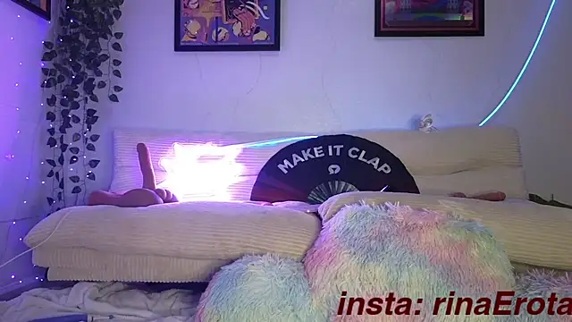 yummyrina online show from November 3, 11:37 pm