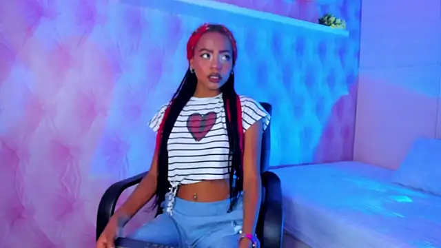 Hilary-banks online show from January 22, 4:55 am