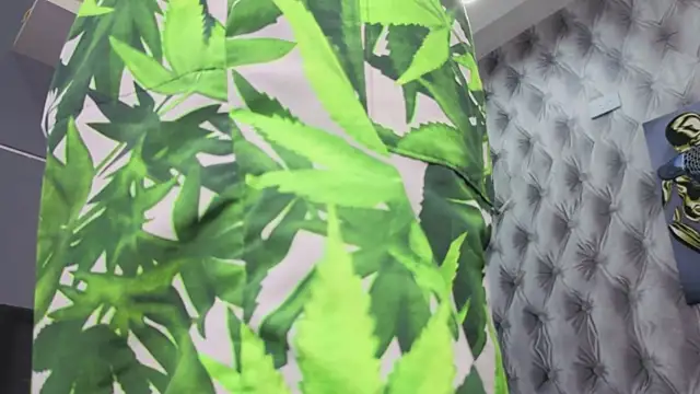 Hilary-banks online show from September 18, 4:25 am