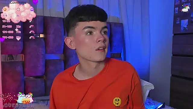 Snapshot of Angelo_018 chatting on February 6, 3:16 am Angelo 018 online show from February 6, 3:16 am