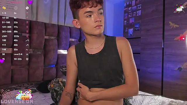 Snapshot of Angelo_018 chatting on March 15, 9:30 am Angelo 018 online show from March 15, 9:30 am