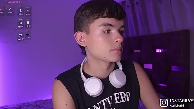 Snapshot of Angelo_018 chatting on September 9, 4:23 am Angelo 018 online show from September 9, 4:23 am