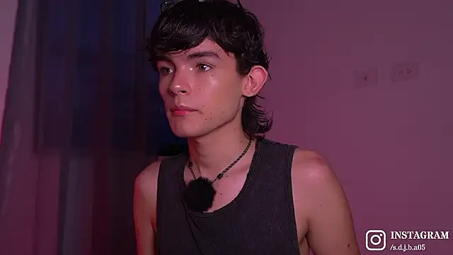 Snapshot of Angelo_018 chatting on January 31, 11:25 pm Angelo 018 online show from January 31, 11:25 pm