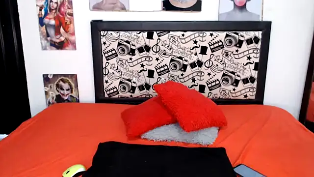 Snapshot of Rihana14 chatting on December 27, 7:24 pm Rihana14 online show from December 27, 7:24 pm