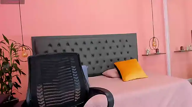 Snapshot of Alana_Suares1 chatting on January 28, 7:21 pm Alana Suares1 online show from January 28, 7:21 pm