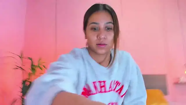 Snapshot of Alana_Suares1 chatting on March 16, 11:16 am Alana Suares1 online show from March 16, 11:16 am