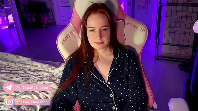 Snapshot of pearl_princess_ chatting on December 14, 1:28 am pearl princess  online show from December 14, 1:28 am