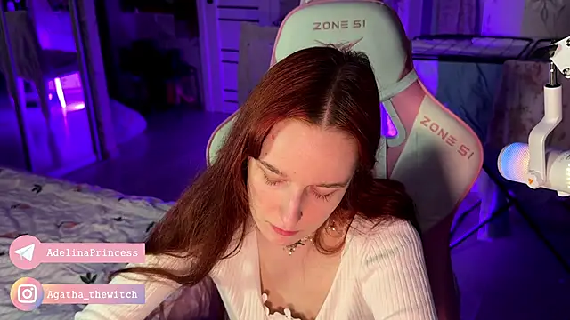 Snapshot of pearl_princess_ chatting on February 11, 10:07 pm pearl princess  online show from February 11, 10:07 pm
