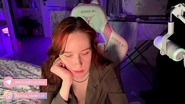 Snapshot of pearl_princess_ chatting on February 26, 3:42 am pearl princess  online show from February 26, 3:42 am