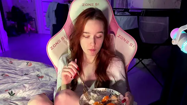 Snapshot of pearl_princess_ chatting on March 11, 11:37 pm pearl princess  online show from March 11, 11:37 pm