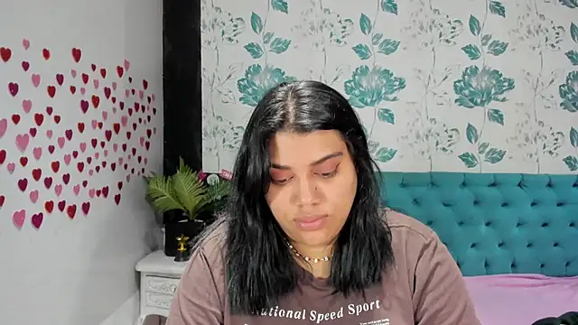 LindaBreeS online show from February 8, 4:57 pm