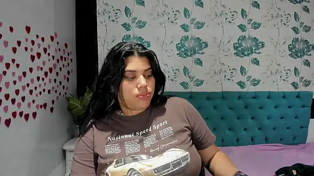 LindaBreeS online show from February 8, 7:59 pm