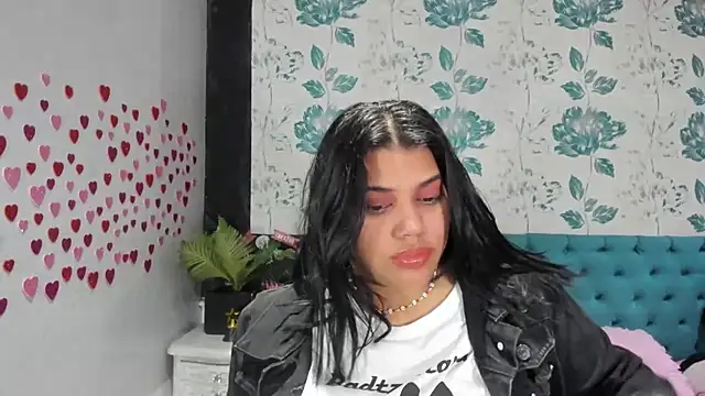 LindaBreeS online show from February 18, 5:31 pm