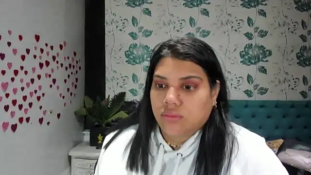 LindaBreeS online show from March 5, 2:12 pm