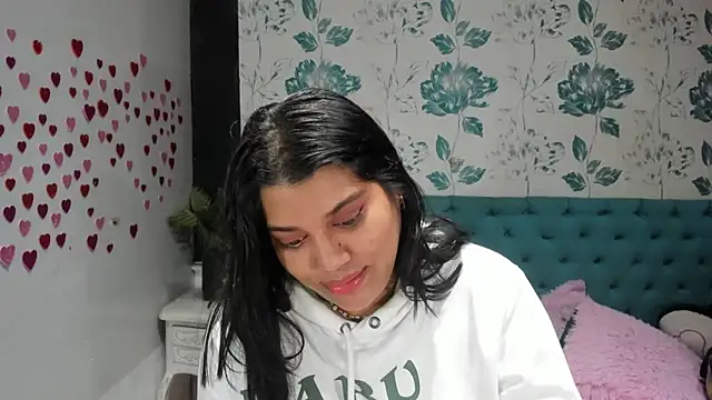 LindaBreeS online show from March 6, 6:16 pm