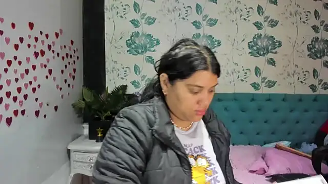 LindaBreeS online show from March 9, 5:28 pm