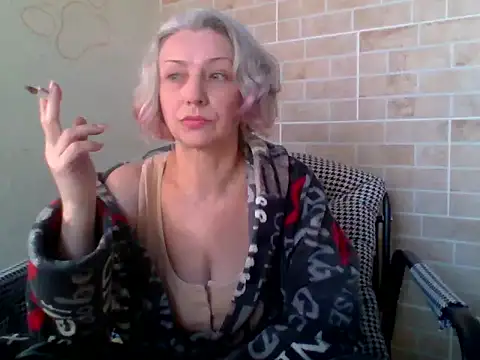 Lorie Carrie online show from March 22, 10:40 am