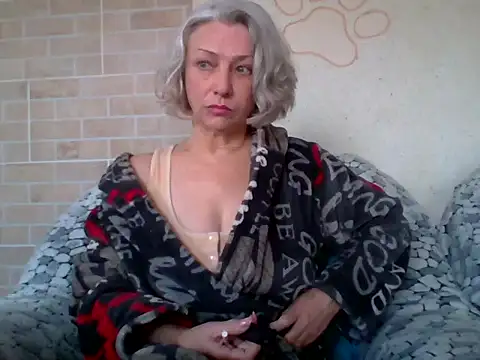 Lorie Carrie online show from April 22, 8:28 am