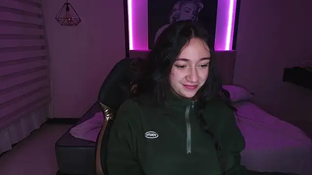 Andrea Ramos online show from February 11, 6:51 am