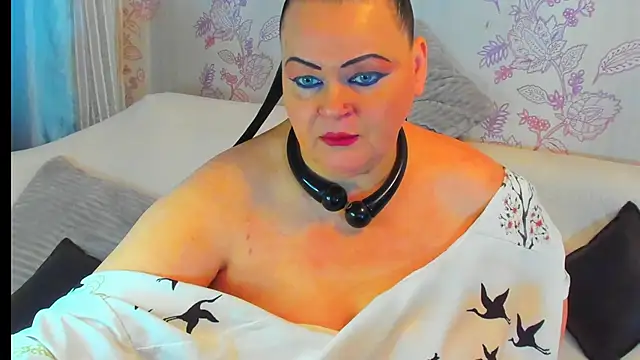 MilanaBiegert online show from January 5, 1:36 pm