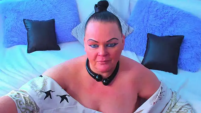 MilanaBiegert online show from February 9, 10:53 am