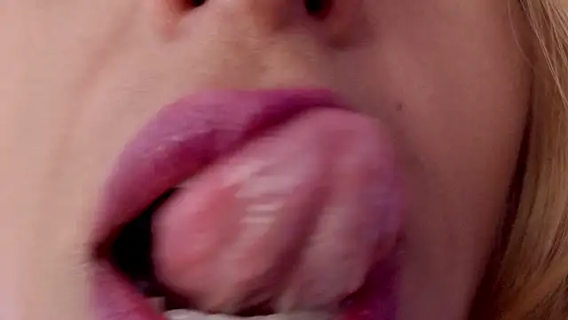 elena detroya online show from September 22, 12:40 pm