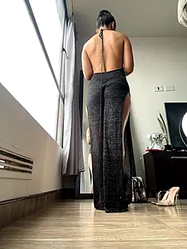 Nikothyna online show from October 31, 3:35 pm