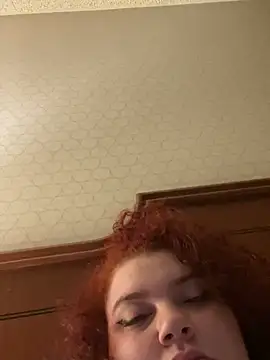 lolabun247 online show from January 28, 12:00 pm