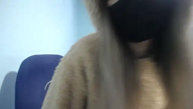 elllaaxx online show from February 2, 4:05 am