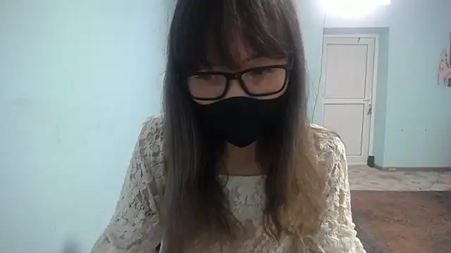 elllaaxx online show from October 6, 4:10 am