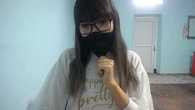 elllaaxx online show from November 5, 4:01 am