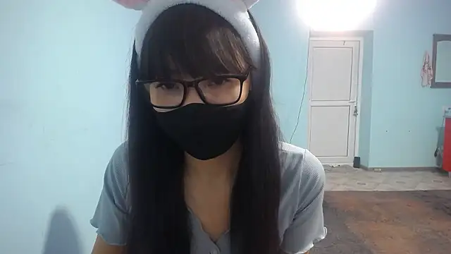 elllaaxx online show from January 9, 5:21 am