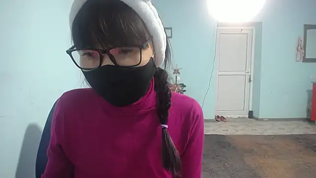 elllaaxx online show from January 14, 4:40 am