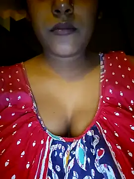 sexyindi couple online show from December 18, 2:23 pm