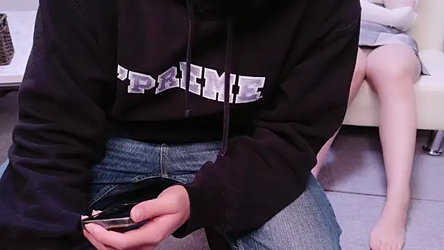 Snapshot of Musabetsu-Ikaseya chatting on March 18, 7:20 pm Musabetsu-Ikaseya online show from March 18, 7:20 pm