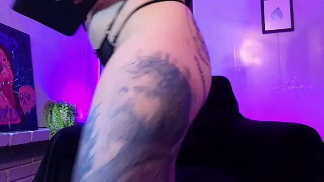 Julieta Russell online show from January 13, 11:38 pm