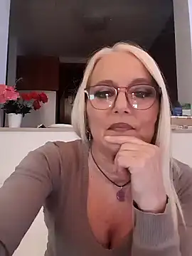 kikkastar online show from December 30, 8:36 pm