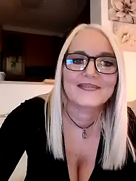 kikkastar online show from January 16, 8:03 pm