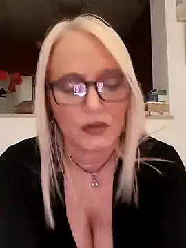 kikkastar online show from January 19, 7:47 pm