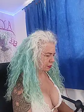 freyadevil333 online show from June 29, 5:02 pm