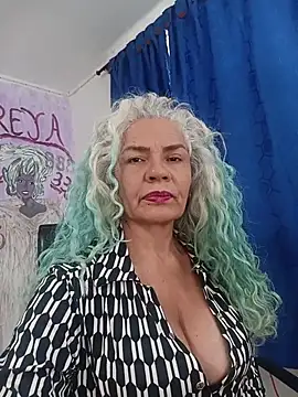 freyadevil333 online show from July 12, 8:11 pm