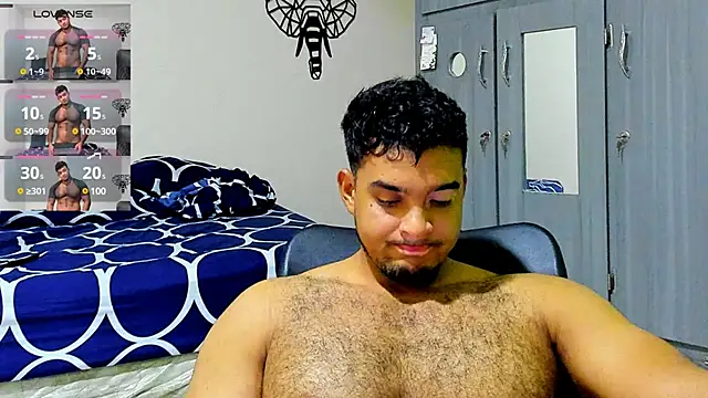 Big furry bear13 online show from February 13, 4:43 am